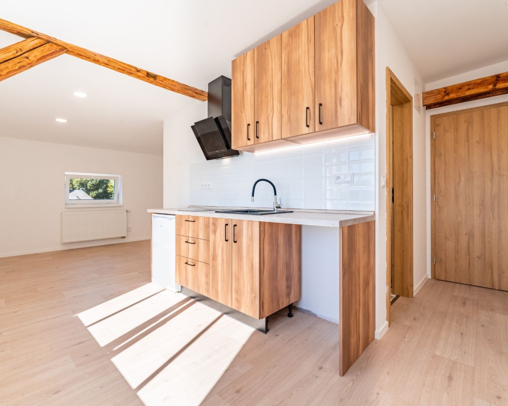 Pronájem bytu 1+kk (29 m²) v Trutnově, ul. Horská - HSM, Pronajato